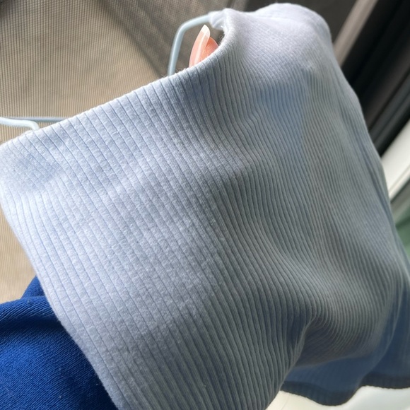 Baby Blue Ribbed Garage Crop Top w/ Elastic Straps / US Medium - Picture 5 of 9